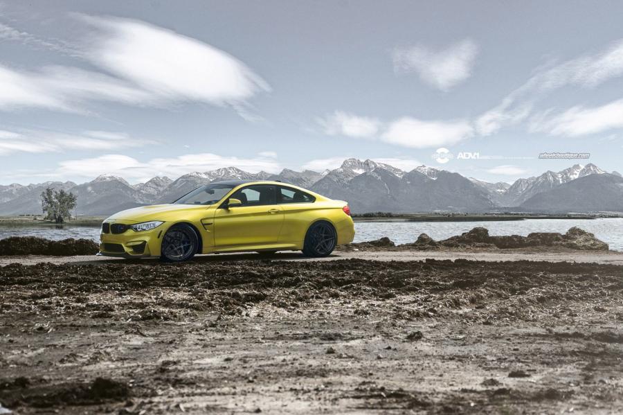  BMW M4 Coupe on ADV.1 Wheels (ADV05SMV2CS) 2015 года  (фото 3 из 6)